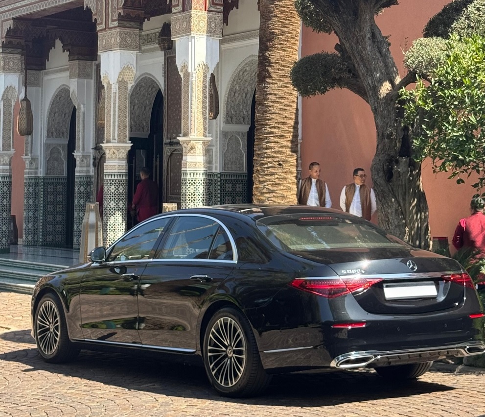 mercedesclassSwithdrivermarrakech